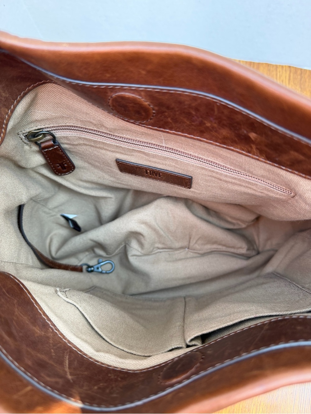 Frye Melissa Leather Convertible Hobo Crossbody Shoulder Bag Brown - Picture 9 of 16